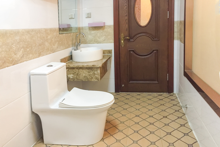 Bathroom 3, Chifeng Zhongbei Business Hotel, Chifeng