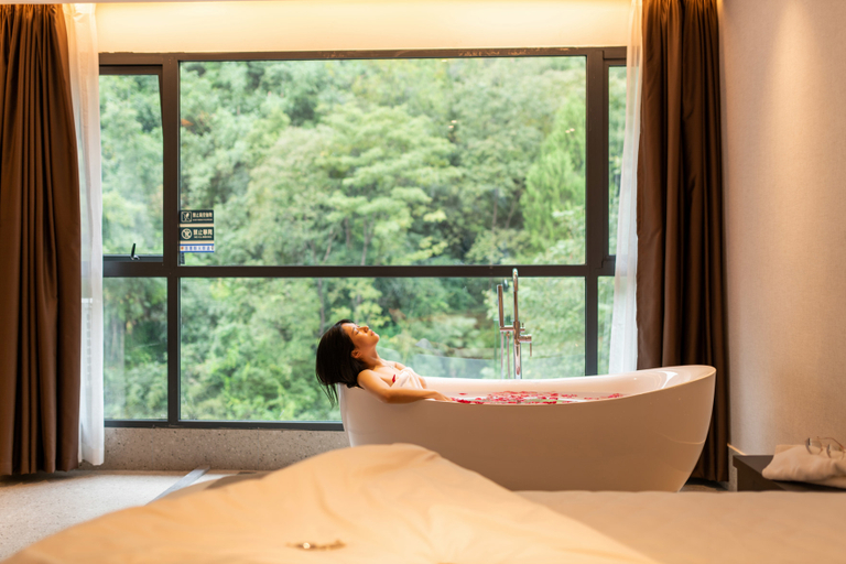 Bedroom 2, Yangshuo Yi Lan Hotel, Guilin