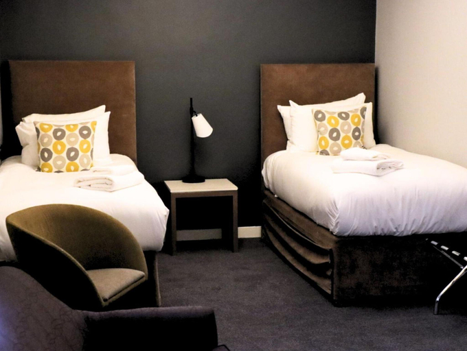 Bedroom 2, Garner Hotel Preston Samlesbury, Lancashire