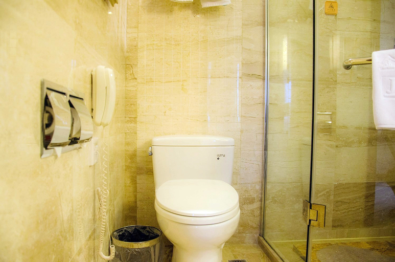 Bathroom 5, Jin Peng Plaza Hotel, Chuzhou