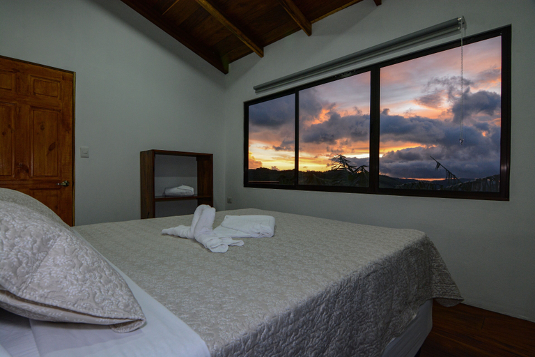 Bedroom 2, Casa Curre Monteverde, Abangares