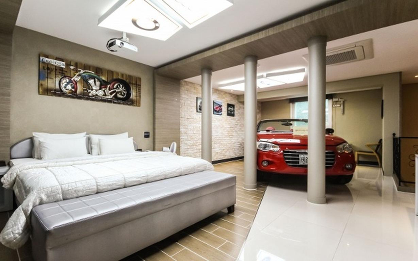 Bedroom 2, Ulsan Yeungnam Alps landscape, Ulju