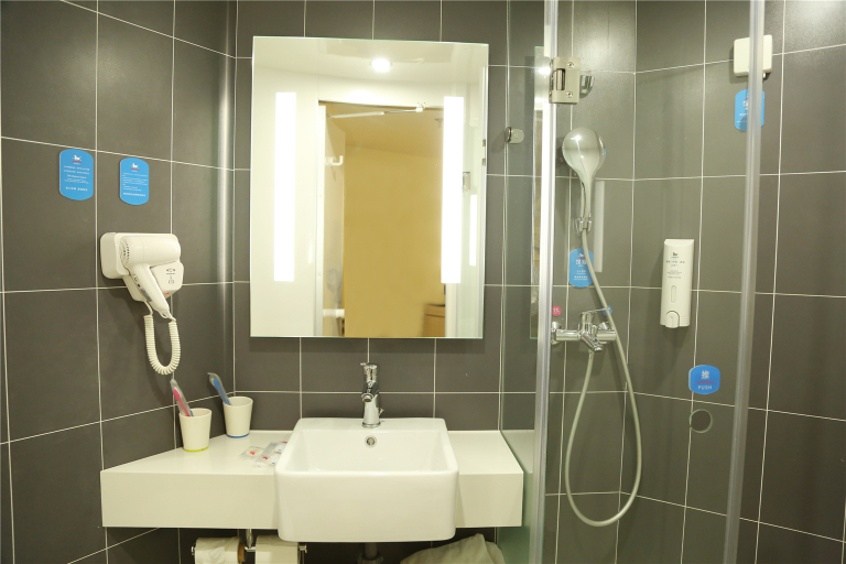Bathroom 4, Hanting Hotel Fuzhou Pingtan, Fuzhou