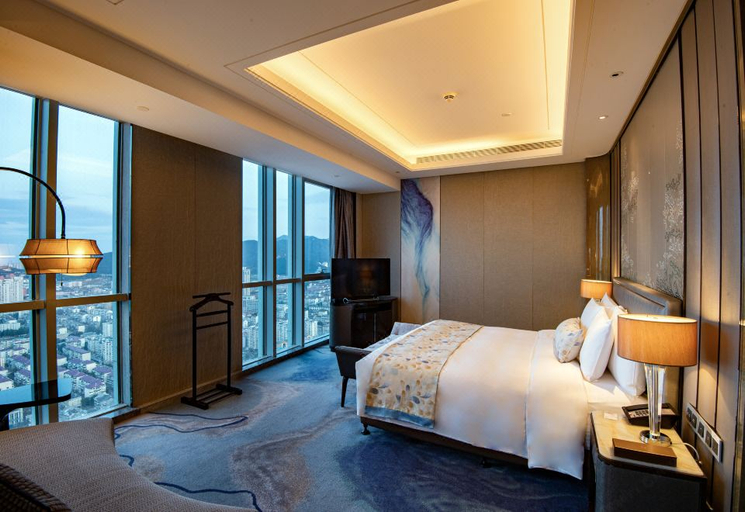 Bedroom 2, Pullman Yantai Center, Yantai