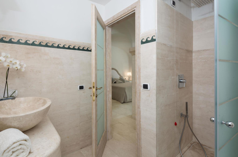 Bathroom 4, Hotel Pulicinu, Olbia-Tempio