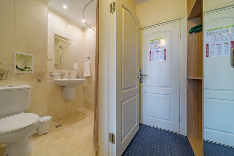 Bathroom 5, BSA Gradina Hotel & Aquapark, Varna