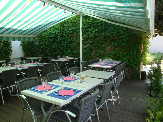 Food & Drinks 5, Hotel Du Commerce, Allier