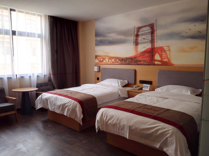 Bedroom, Shankee Hotel (Basu County Government), Chamdo