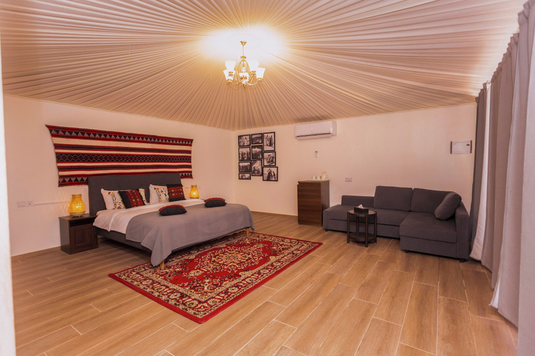 Bedroom 2, SunCity Camp, Quaira