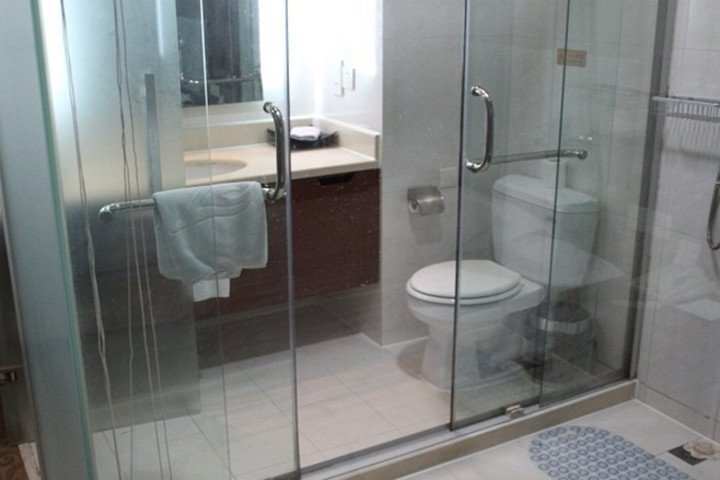 Bathroom, Jiehui Hotel, Shanghai