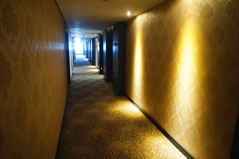 Others 5, Neon Holiday Apartment, Jinan