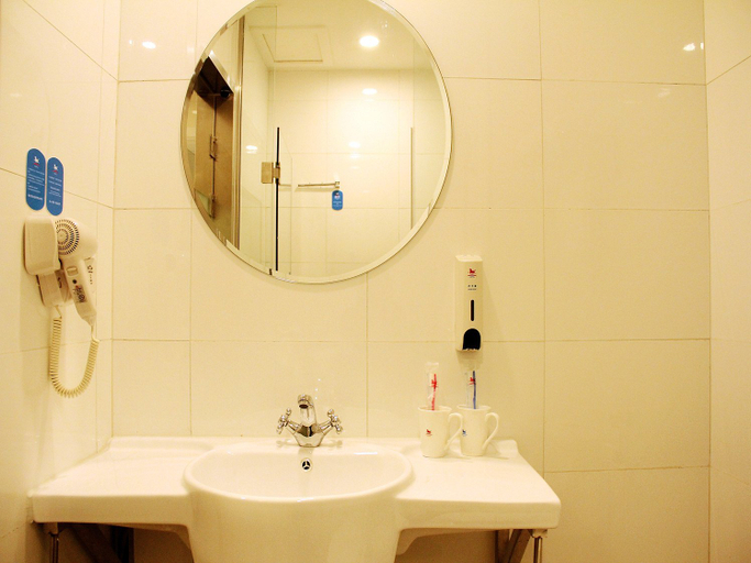 Bathroom 2, Hanting Hotel Liaocheng Railway Station, Liaocheng
