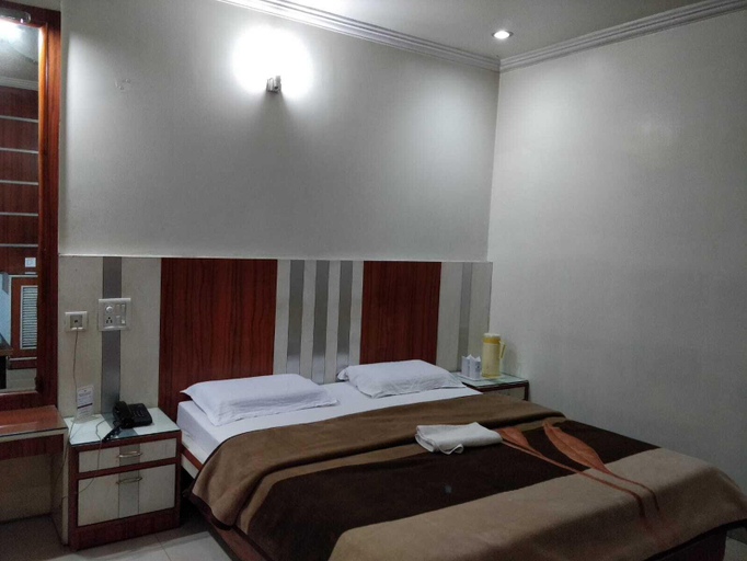 Bedroom 2, Hotel Yatrik Jhansi, Jhansi