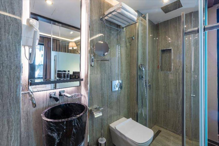 Bathroom, Opale Hotel, Beyoğlu