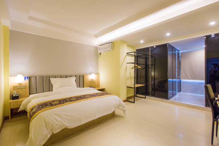Bedroom 2, Platinum Select Hotel, Shaoguan