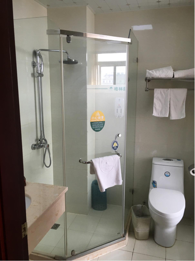 Bathroom 4, Greentree Inn Jiangsu Suzhou Kunshan Development Zone Penglang Xinxing Road Express Hotel , Suzhou