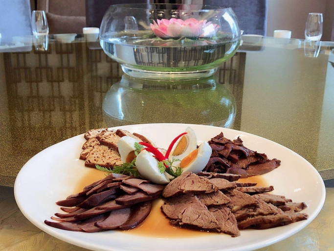 Food & Drinks 4, Yulongwan Hotel, Dali Bai