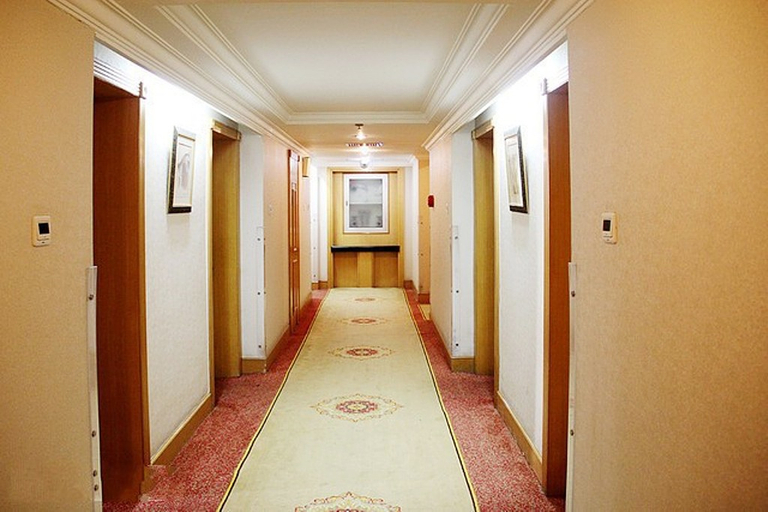 Others 3, Shou Hotel (Building C), Beijing