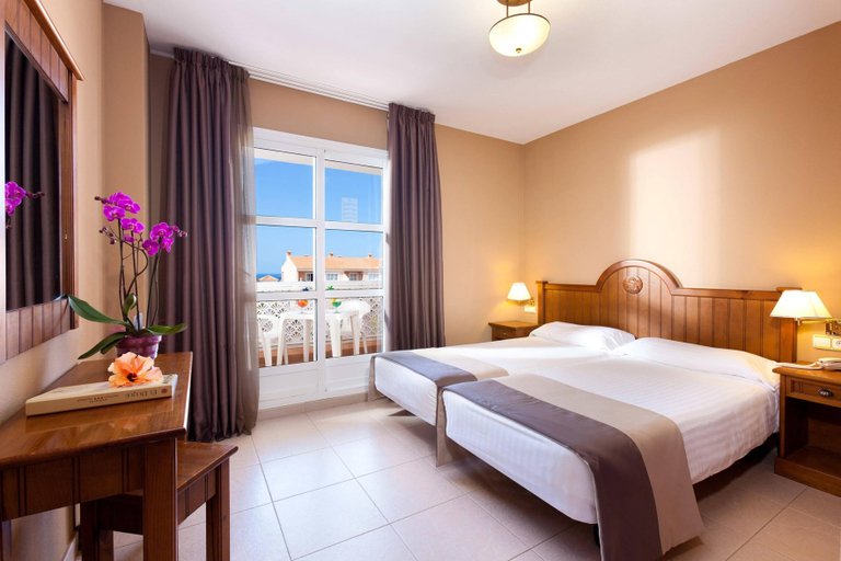 Bedroom 3, Hotel El Duque, Santa Cruz de Tenerife