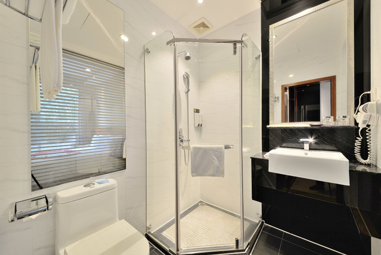 Bathroom 3, Pengke Boutique Hotel (Shenzhen Bay The Mixc), Shenzhen