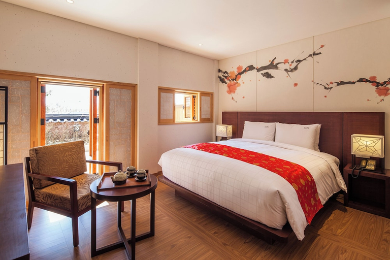 Bedroom 2, Gyeongwonjae by Walkerhill, Yeonsu