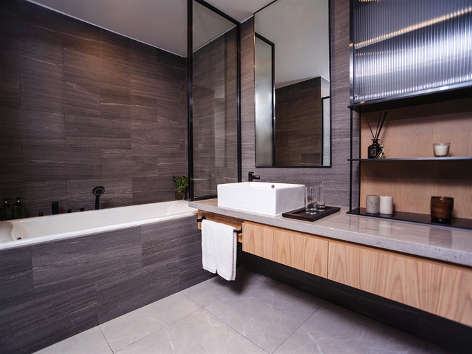 Bathroom 4, base-PUSAN Serviced Apartment -Shanghai New International Expo Centre, Shanghai