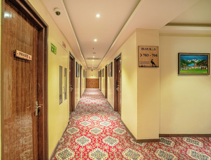 Public Area 2, Aatmayog Luxury Manor Manali by Blueko Hotels, Kullu