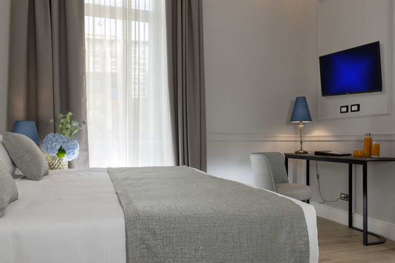 Others 5, Hotel La Ville, Rome