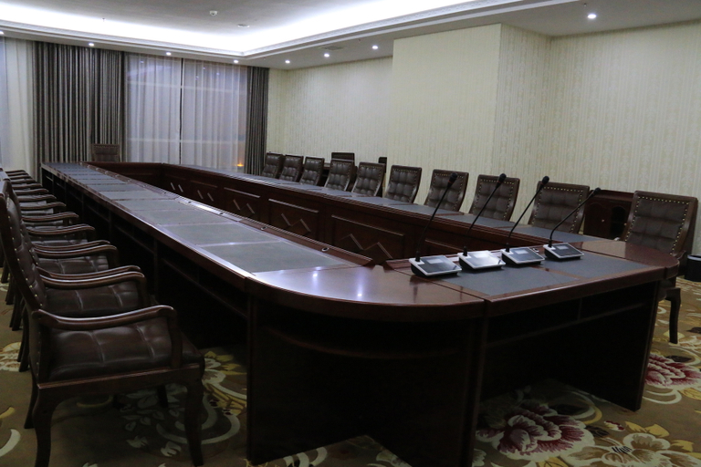 Business Facilities 5, Ruifeng International Hotel (Guyuan Museum Jiulong Road), Guyuan