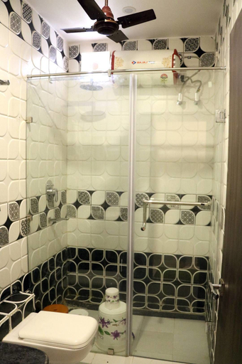 Bathroom, 호텔 비나약, Katihar
