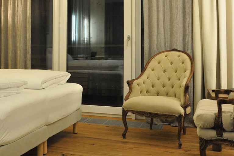 Bedroom 3, Wellnessgarten-Hotel, Traunstein