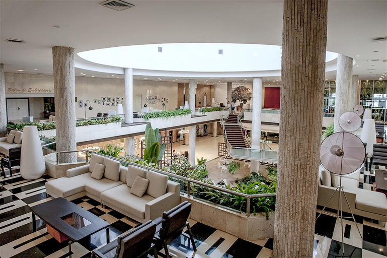 Food & Drinks 5, Tryp Habana Libre, Centro Habana