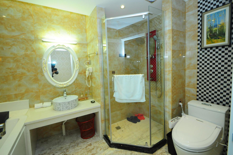 Bathroom 3, Hefei Guolian Nanyan Lake Hotel, Hefei