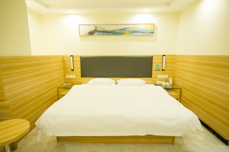 Bedroom 2, YILAISHI EXPRESS  BOU TIQUE HOTEL, Fangchenggang