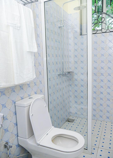 Bathroom 3, VvEK BED AND BREAKFAST APARTMENT, Arusha Urban