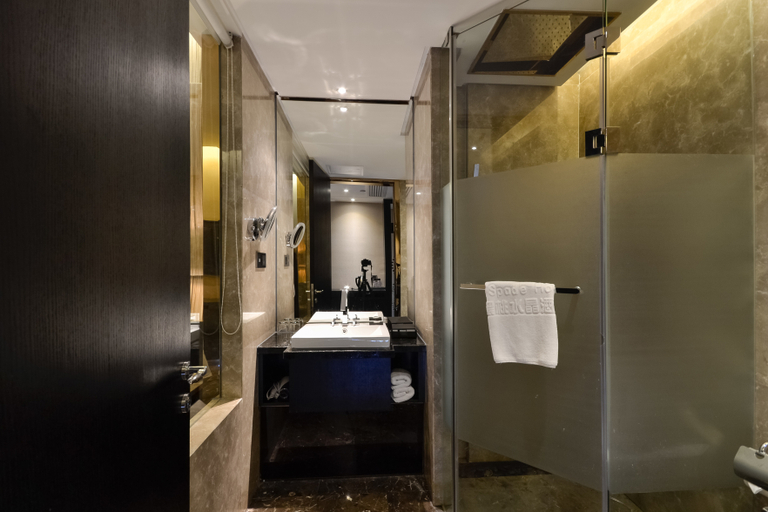 Bathroom 2, Maitao Crystal Hotel, Taizhou