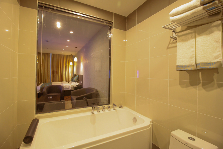 Bathroom 3, yueting Hotel (Hefei 1912 Shop), Hefei