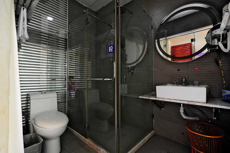 Bathroom 4, Victoria Business Hotel, Putian