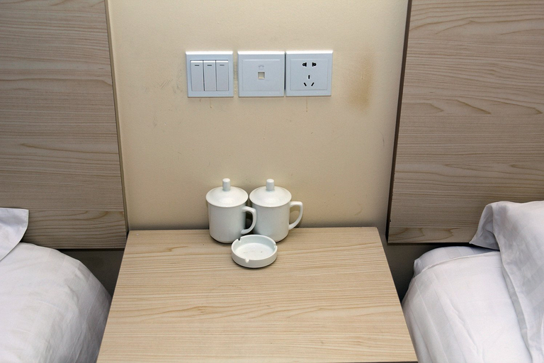 Bedroom 4, Zhongtai Express Hotel, Bengbu