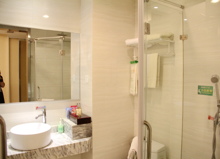 Bathroom 2, Man Sen Hotel, Jinhua