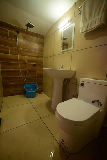 Bathroom, Private Houseboat, Alappuzha
