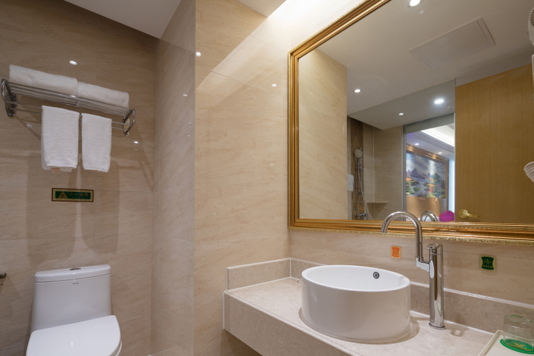 Bathroom 3, Vienna Hotel Shenzhen Longgang Baifucheng, Shenzhen