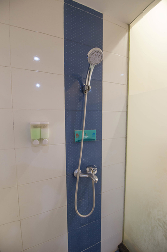 Bathroom 2, Utrip Hotel (Taoyuan Branch), Nanning