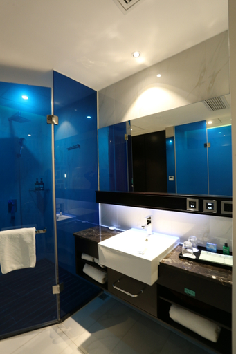 Bathroom 2, China Youth Hostel Landscape Garden Hotel (Suzhou Wujiang RT-Mart), Suzhou