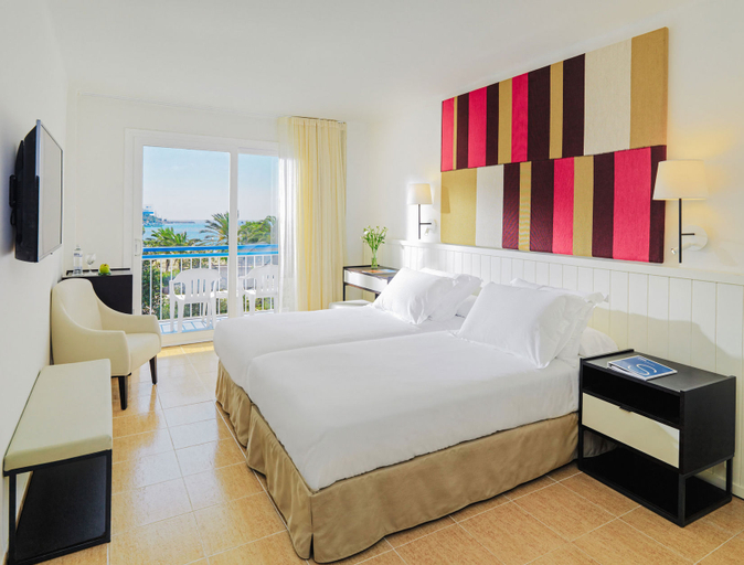 Bedroom 3, H10 Casa del Mar, Baleares