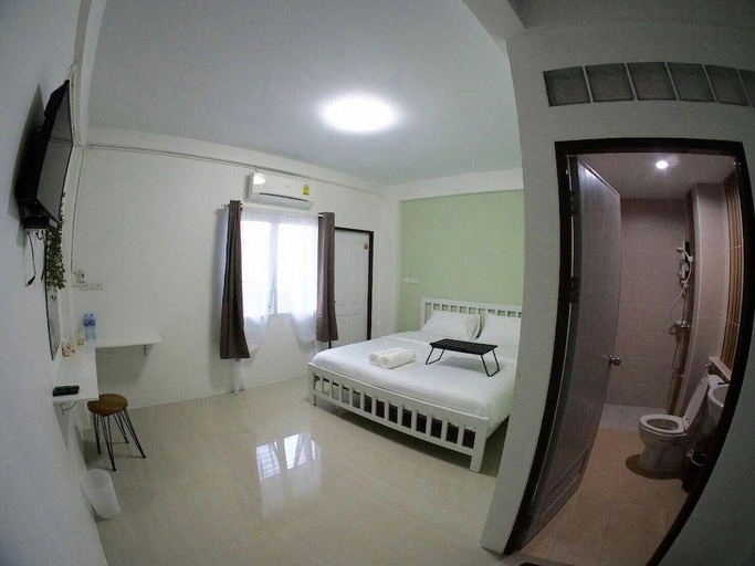 Bathroom 3, Hasu Guesthouse, Hat Yai