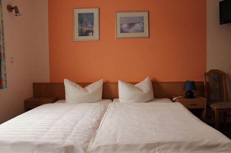 Bedroom 2, Gästehaus Zum Felsenkeller Steigerthal, Nordhausen