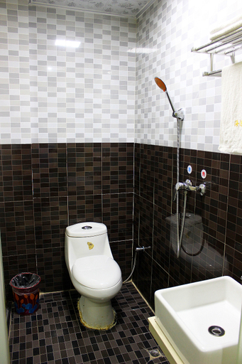 Bathroom 5, Crystal Sea Hotel, Shenzhen