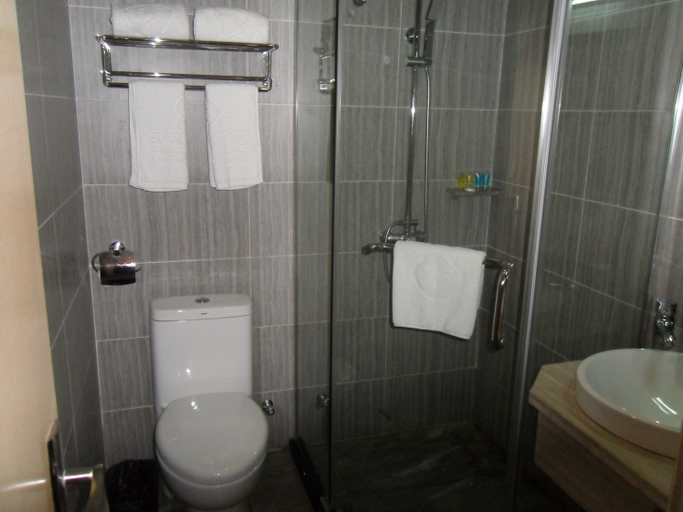 Bathroom 2, Hanting Business Hotel, Chongqing