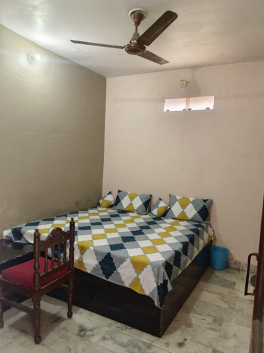 Bedroom 3, Holkar Seva Sadan, Mathura